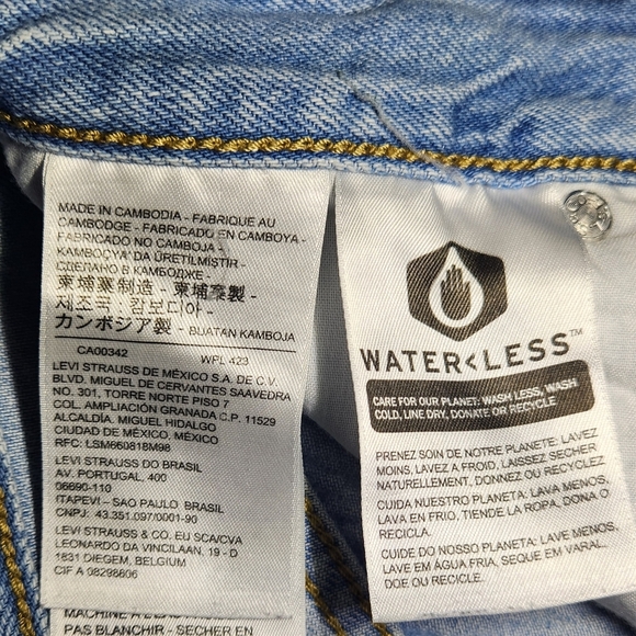 Levi's High Loose Taper Jeans Light Wash High Waist Relaxed Fit 90s Style W26 - Picture 13 of 14